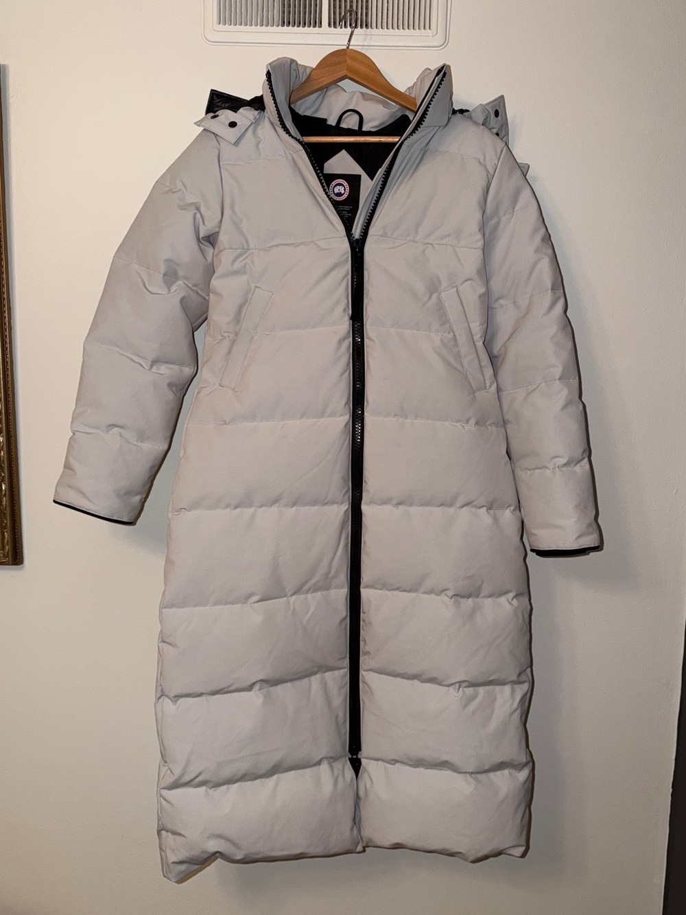 Canada Goose Women’s Full Length Mystique Parka in Silverbirch Size Medium